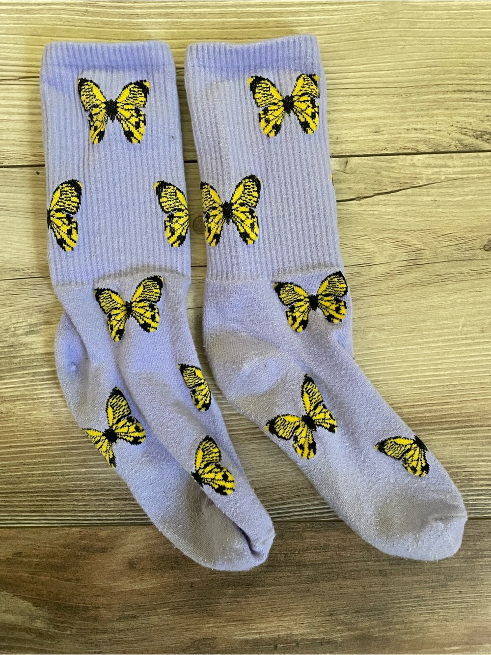 ⭐️3 for  $8⭐️ see shop for items!
Lavender Butterfly Crew Socks
